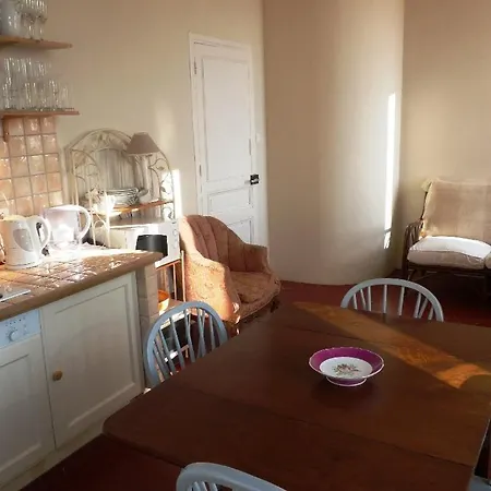 Sleeps 4 Wifi T692703 * Cannes
