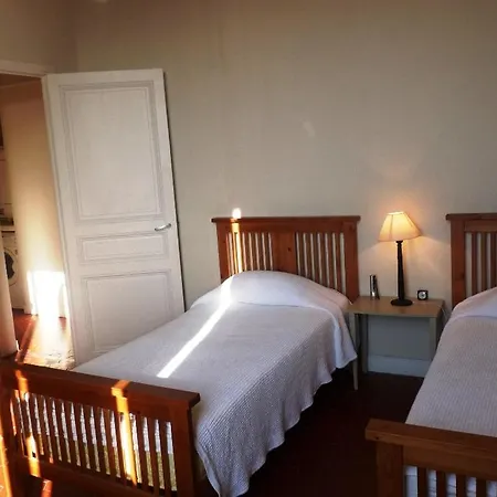 דירה Sleeps 4 Wifi T692703 קאן