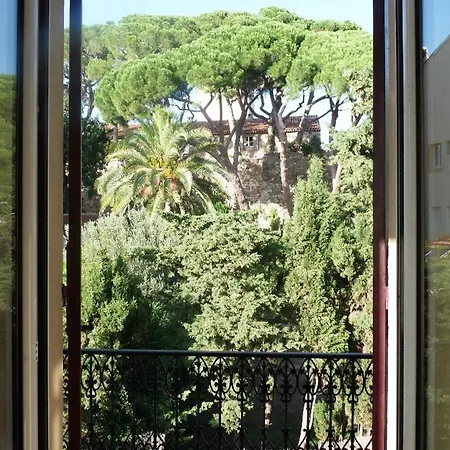 Sleeps 4 Wifi T692703 קאן